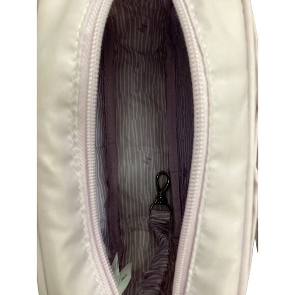 Lug Purse/ Crossbody Women’s 1 Size Multiple Compartments Zippers ‘Carousel XL’ - Picture 6 of 9